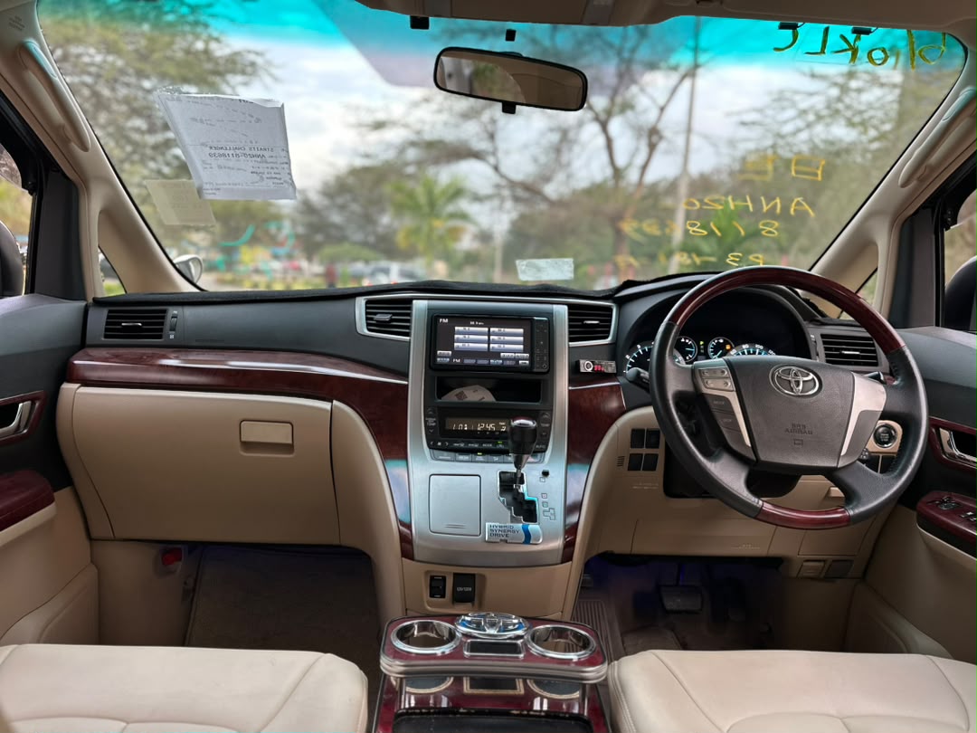 TOYOTA ALPHARD thumbnail 6